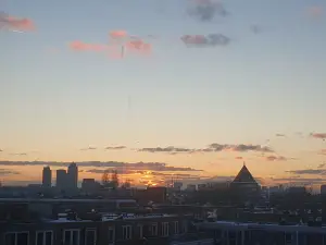 Annelies 03 Zonsondergang in Indische buurt